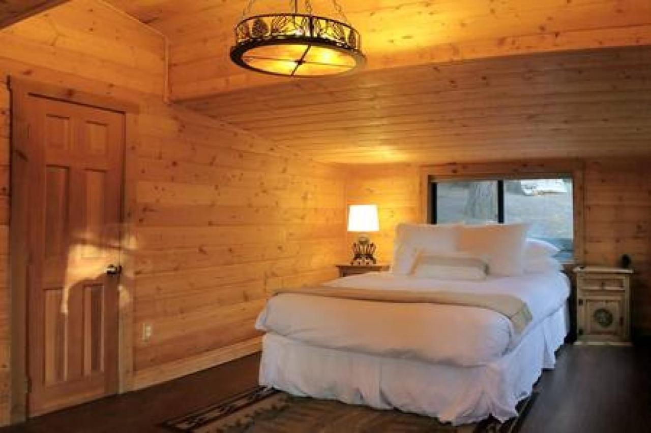 Eagles Nest - Natural Log Cabin With Guest House Idyllwild Exterior foto